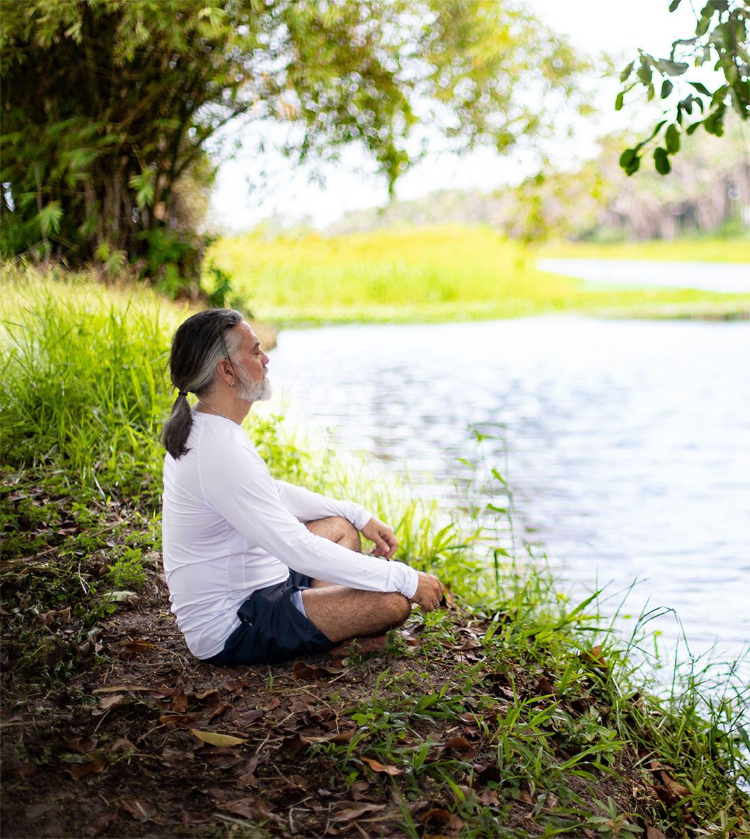 professor-pedro-cordier-meditando-mindfulness-funcional